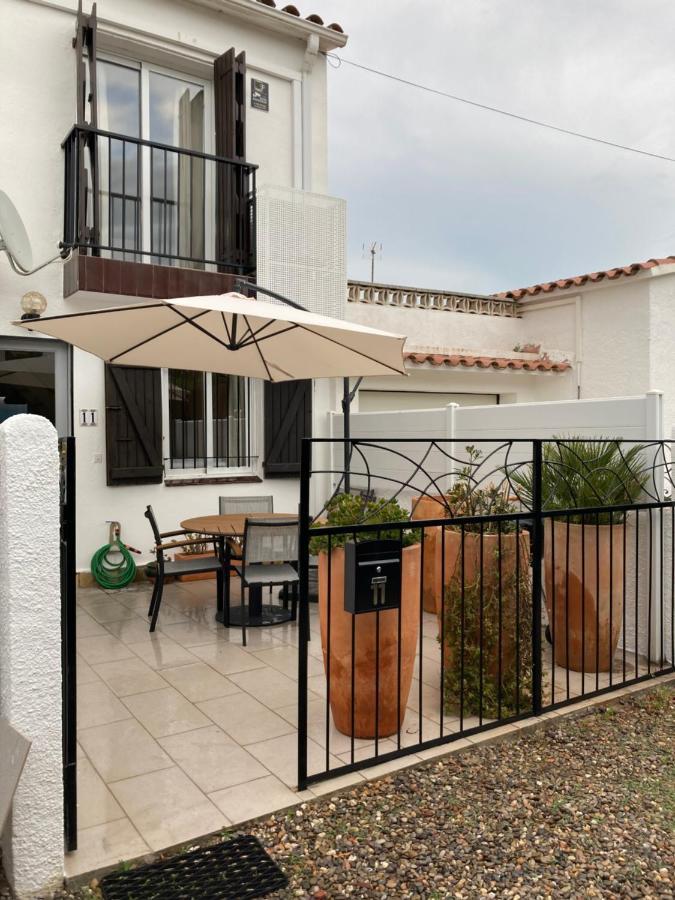 Charmante Maison Coeur De Ville 650M Plage Empuriabrava Eksteriør billede