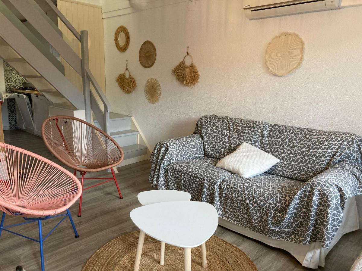 Charmante Maison Coeur De Ville 650M Plage Empuriabrava Eksteriør billede