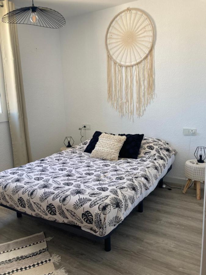 Charmante Maison Coeur De Ville 650M Plage Empuriabrava Eksteriør billede